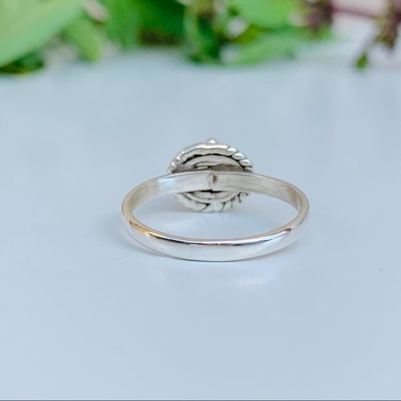 Moonstone Ring Sterling Silver - Picture 6 of 8